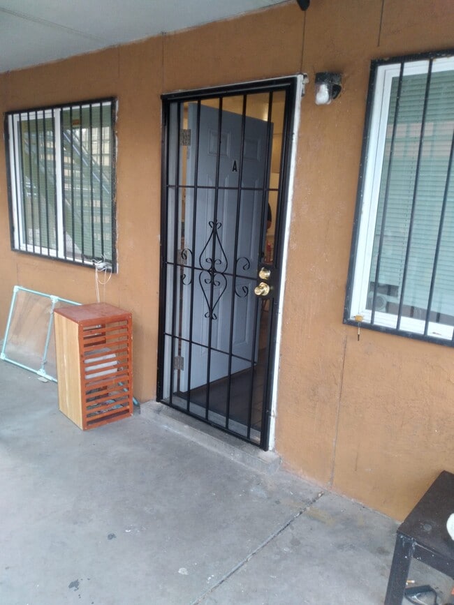 Photo - 528 Charleston St SE Unit 3