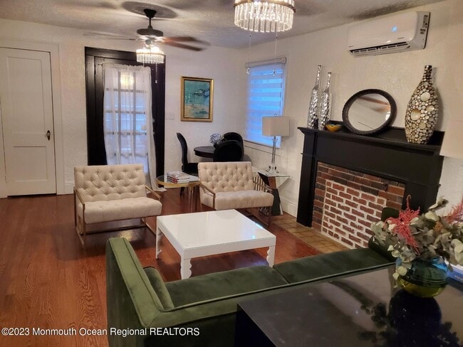232 Jerome Ave
