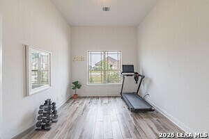 109 Willow Oak Trl