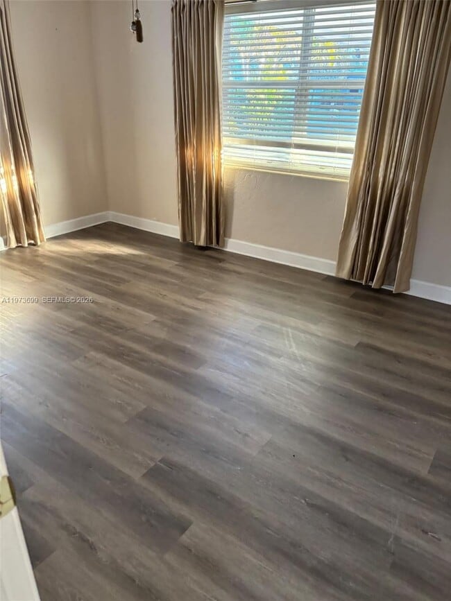 Photo - 127 Lakeview Ave