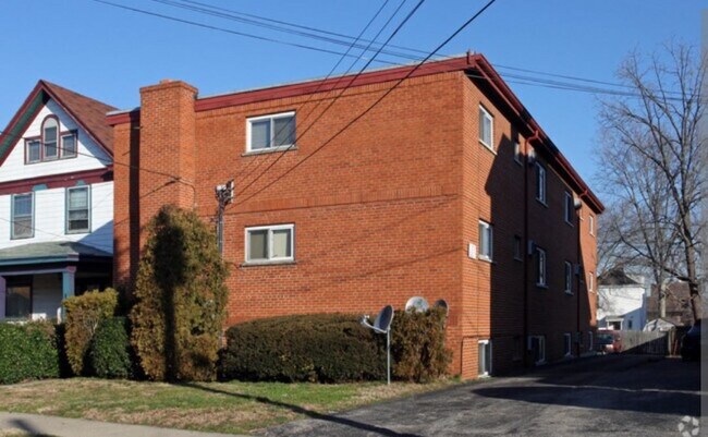 Photo - 2044 Mills Ave Unidad 6