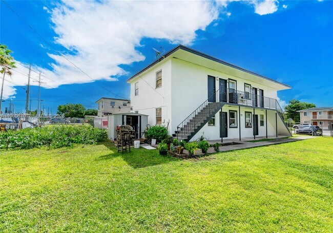 Photo - 10015 SW 170th Terrace Unit 2