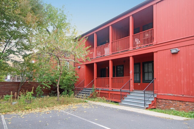 Photo - 41 Wolcott St Unit 2