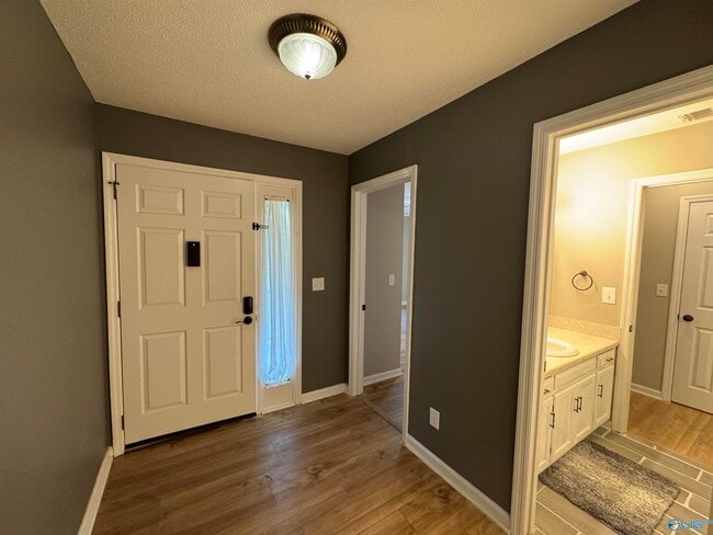 Photo - 2080 Woodlawn Dr SW Unit 0