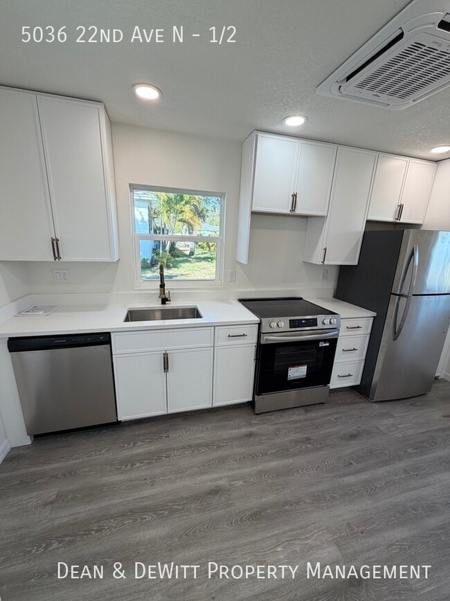 Photo - 5036 22nd Ave N Unidad 1/2