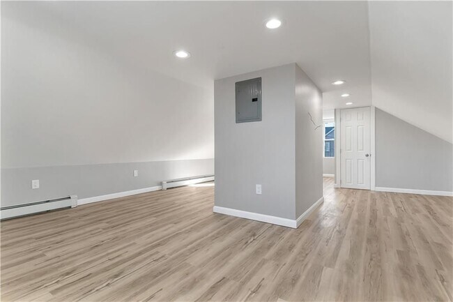 Photo - 43 Jenkins St Unit 3