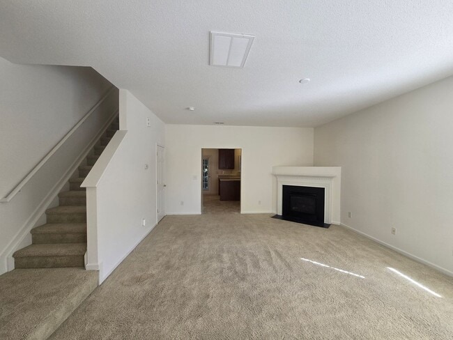 Photo - 100 Ranger Pl