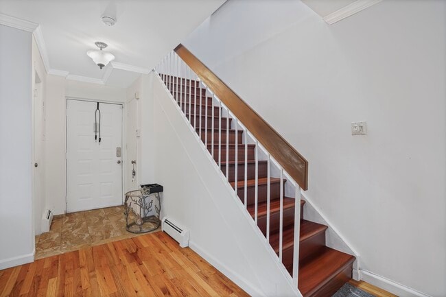 Welcoming Foyer - 55 N Broadway Unit Bldg 3 Apt. 9