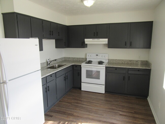 Photo - 2814 N Panama Ave