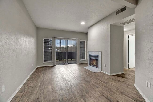 1303 Main