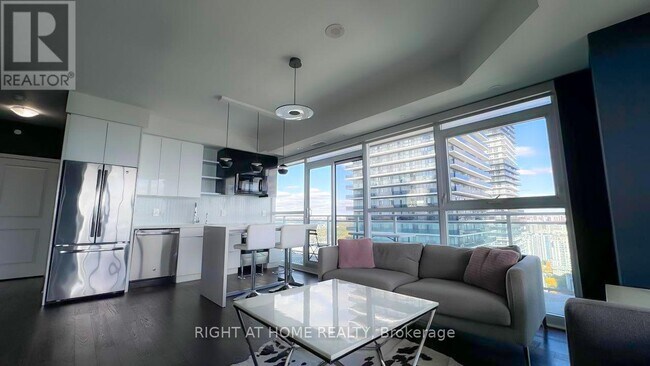 Photo - 33 Shore Breeze Dr Unit 2809