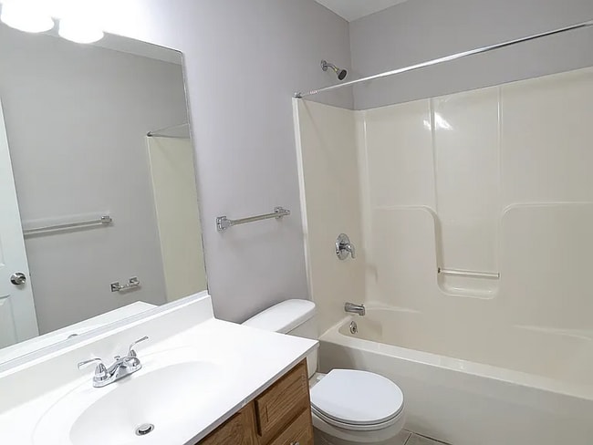 Photo - Spacious two-bedroom townhome Unit 4