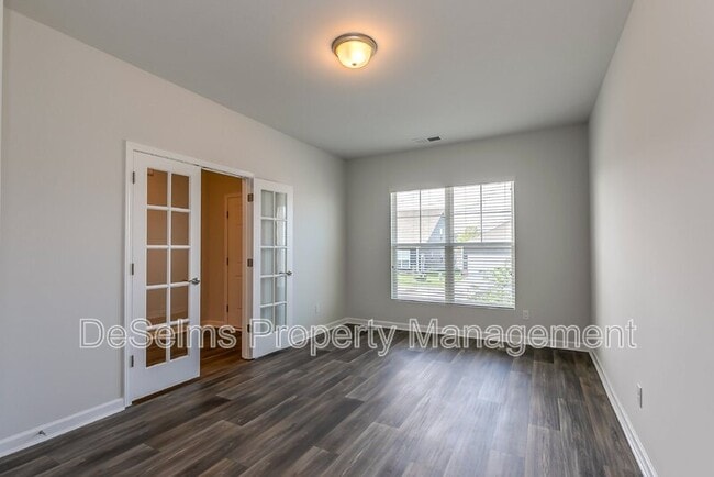 Photo - 3418 Hattie Ln