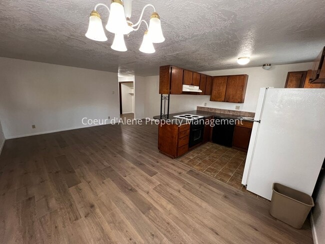 Photo - 1120 N 6th St