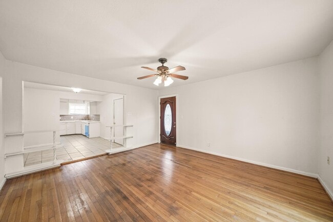 Photo - 7502 Ley Rd