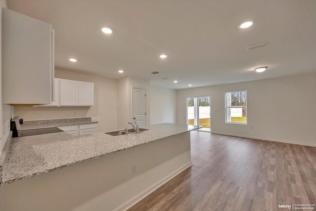 Photo - 45081 Red Brick Dr