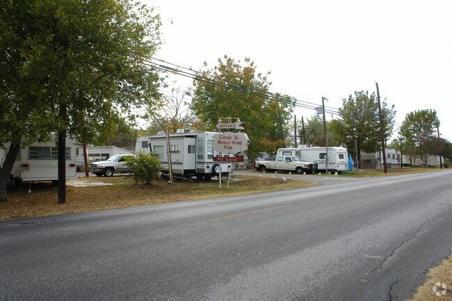 Photo - Circle B Mobile Home Park