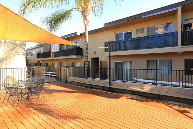 Photo - 21909 Lanark St Unit 25