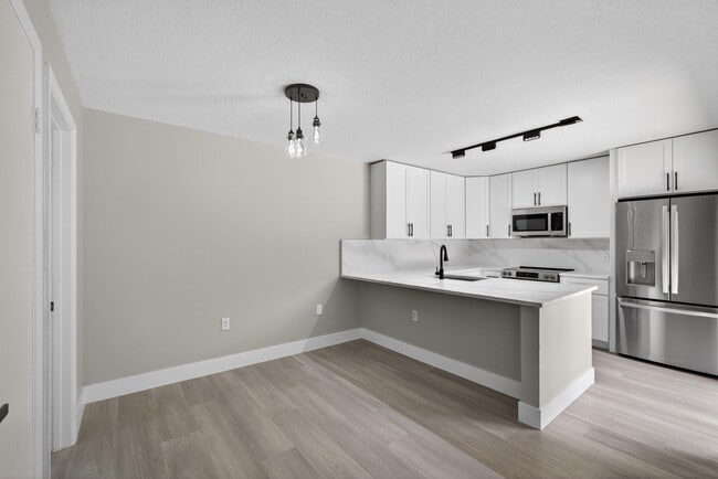 Building Photo - 246 Charter Way