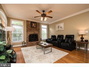 Photo - 444 Winchester St