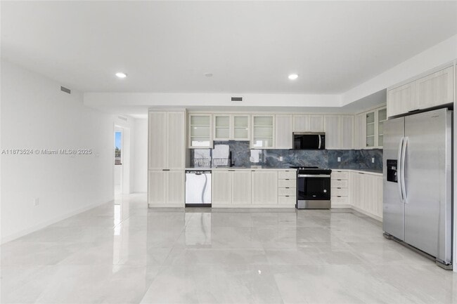 Building Photo - 14530 SW 261st St Rental