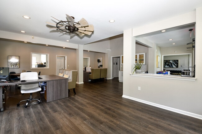670 Thornton