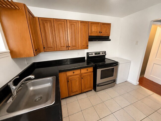 Photo - South Philly Gem in Grays Ferry – Updated Rowhome with Basement