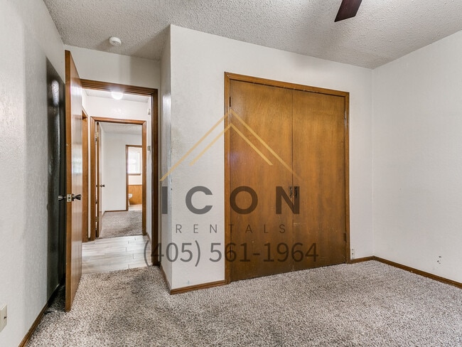 Photo - 1206 Summerton Pl