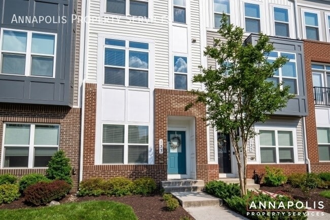 Building Photo - 133 Lejeune Way