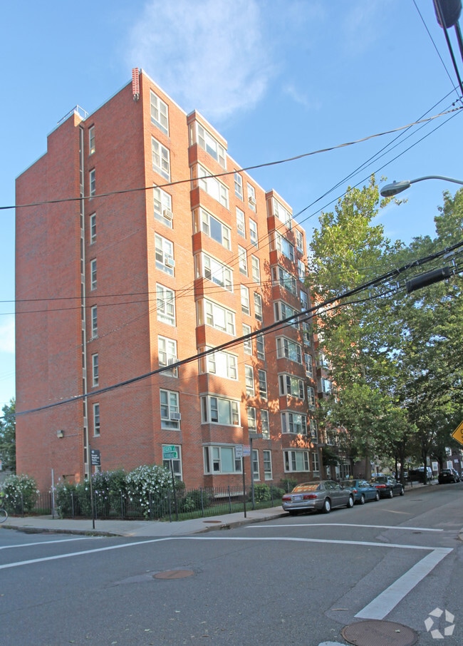harry s truman apartments for rent in cambridge ma forrent com