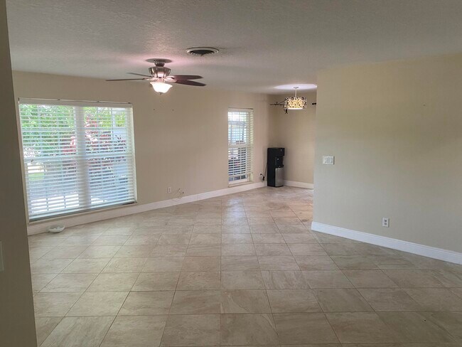 Photo - 1435 Wyn Cove Dr
