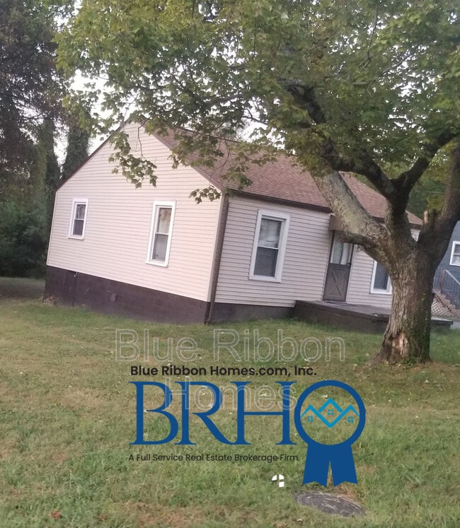 Photo - 3213 Shields Ave