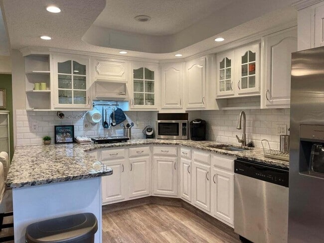 Photo - 13150 Doubletree Cir House