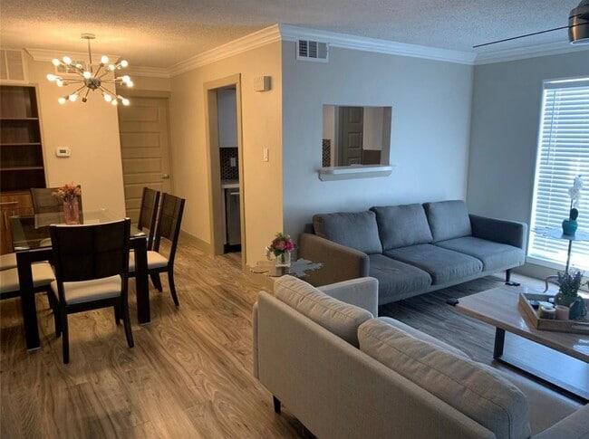 Building Photo - 6402 Del Monte Dr Unit 121