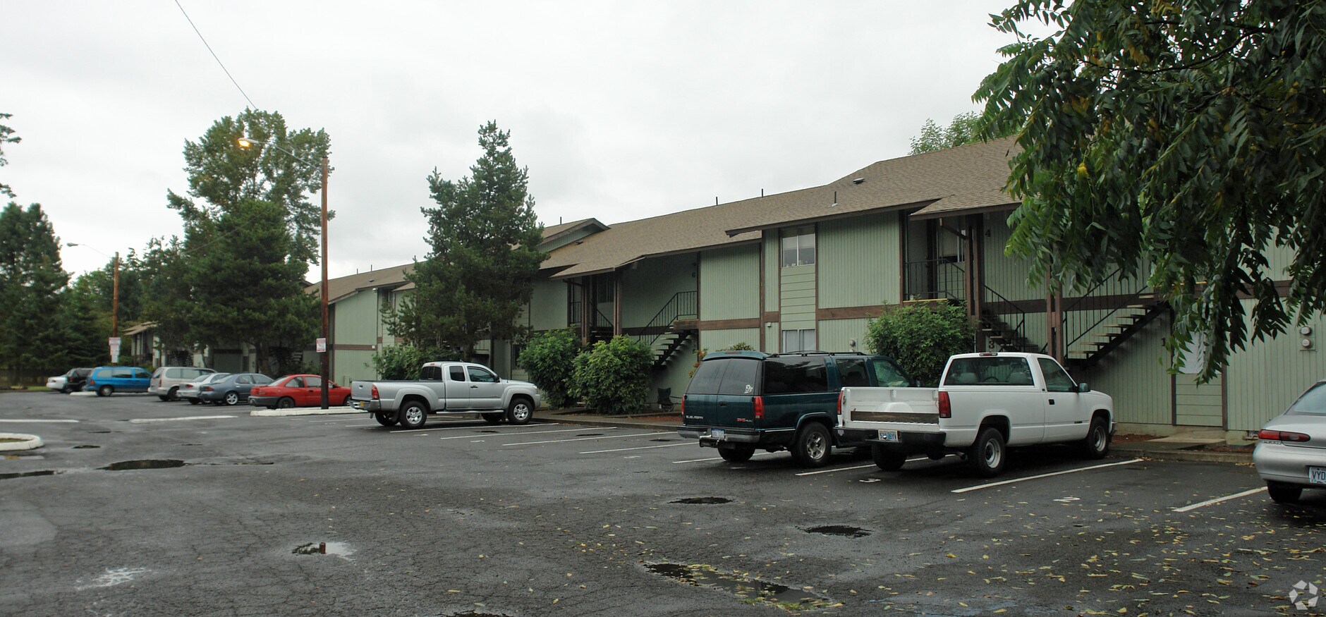 Photo - Evergreen Park Apartments