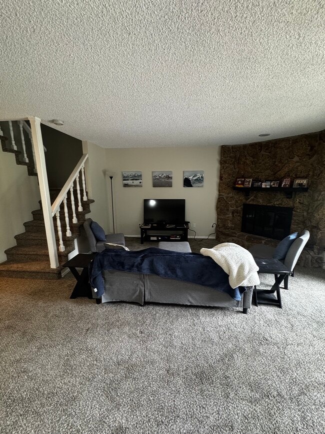 Photo - 1404 Adriel Dr