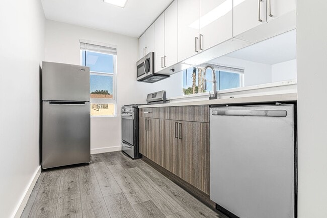 Photo - 5005 August St Unit 41