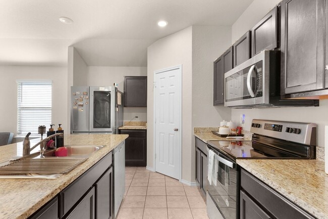 Photo - 4-bedroom 2-bathroom house!  Close to Fort Hood!