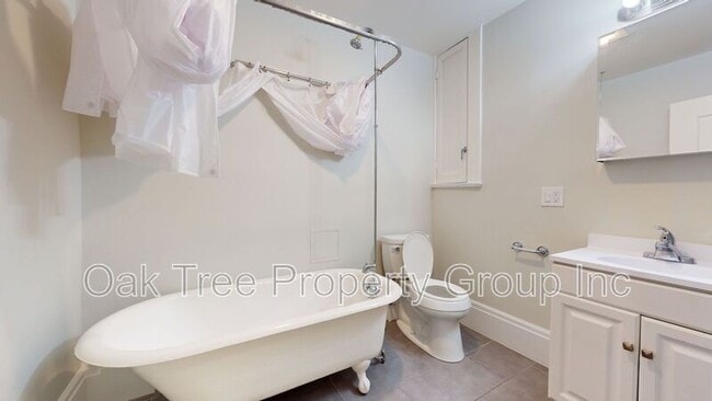 Photo - 1425 Harrison St