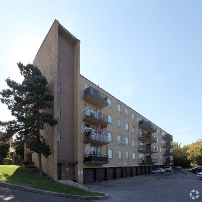 Photo - 18-20 Skipton Ct