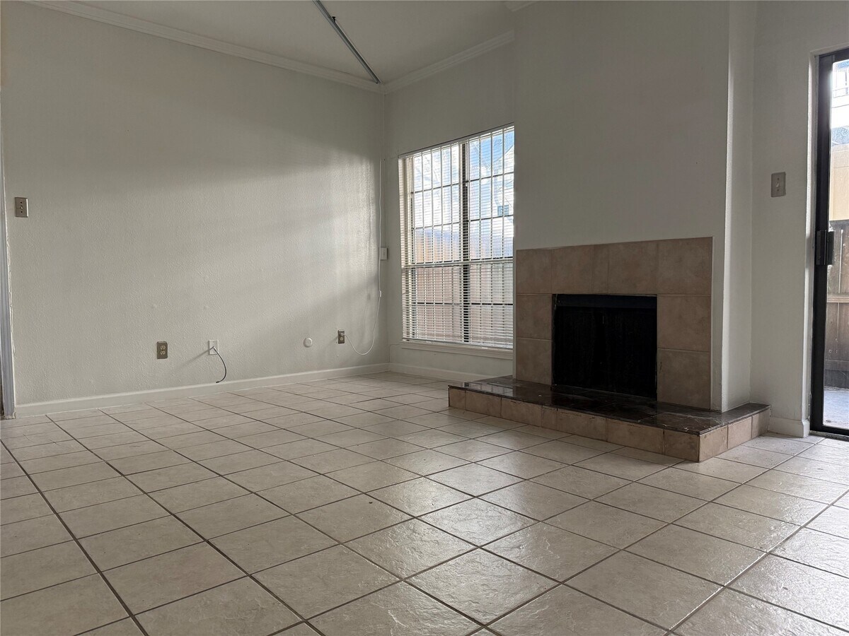 Photo - 9707 Richmond Ave. Unit 39