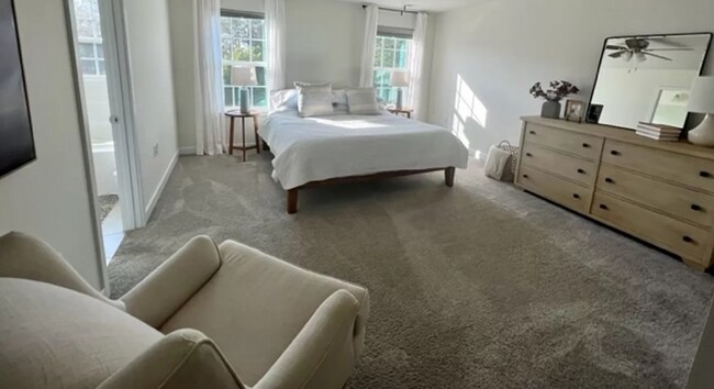 Master Bedroom - 4921 Randall Rd