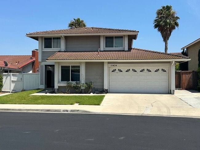 Building Photo - Upgraded 4-Bedroom Home in Gated Green Riv...