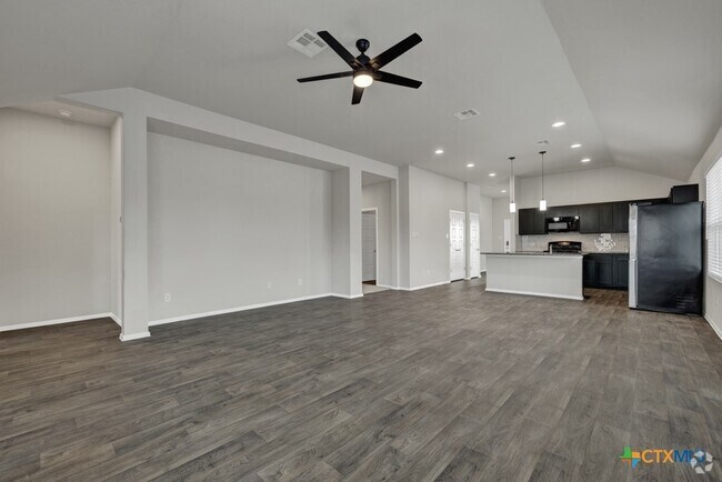 Building Photo - 120 Rexroat Rd Rental