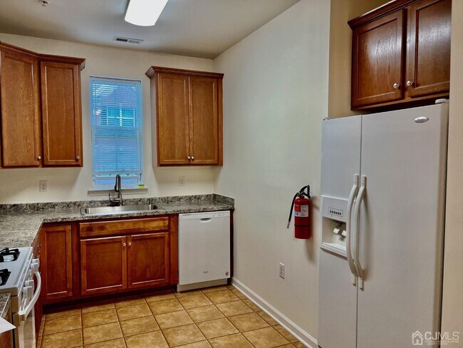 Photo - 716 Liberty Ct