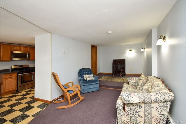 Photo - 504 NY-9D Unidad C