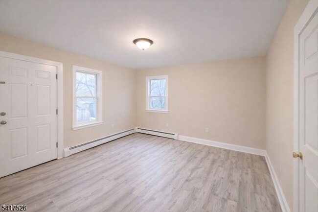 Photo - 326 Mercer Ave