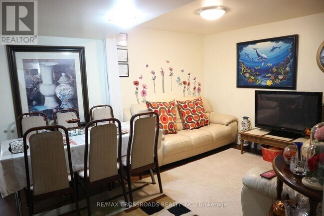 Photo - 11 Bankfield Dr