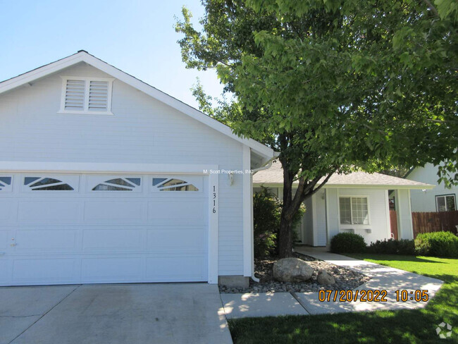 Building Photo - 1316 Windsor Dr Rental