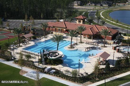 Photo - 352 Richmond Dr